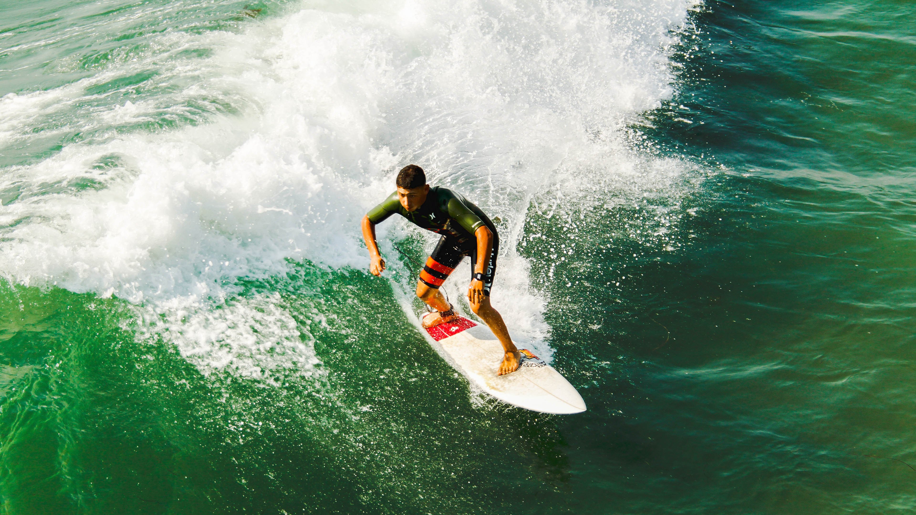 全北现代连续三轮保持不败，全北现代打法