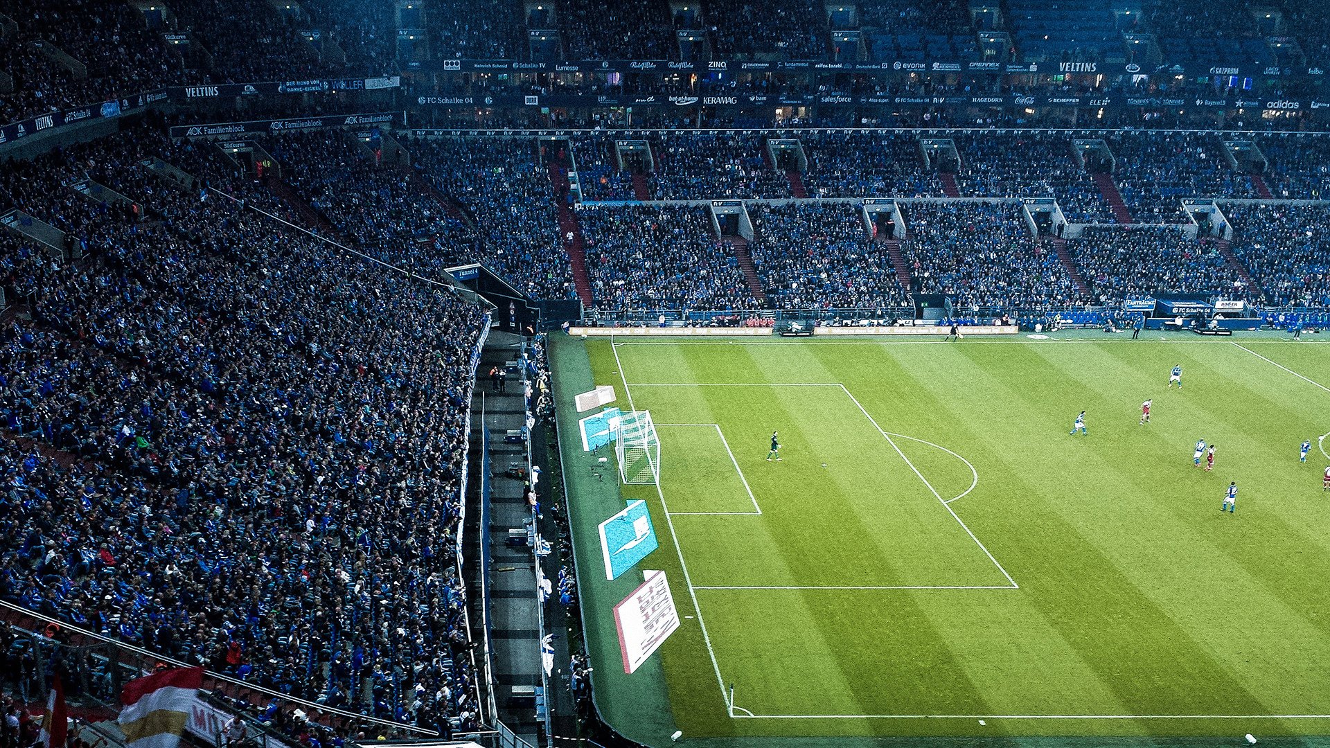 足球科技展在上海成功举行，足球展厅