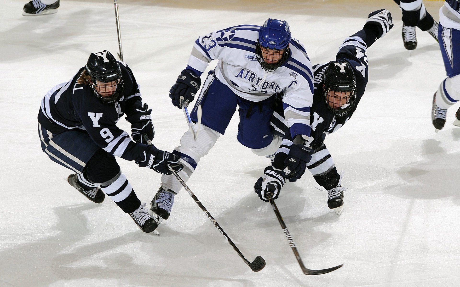 马竞主场告捷，领先积分榜第二名分，马竞联赛